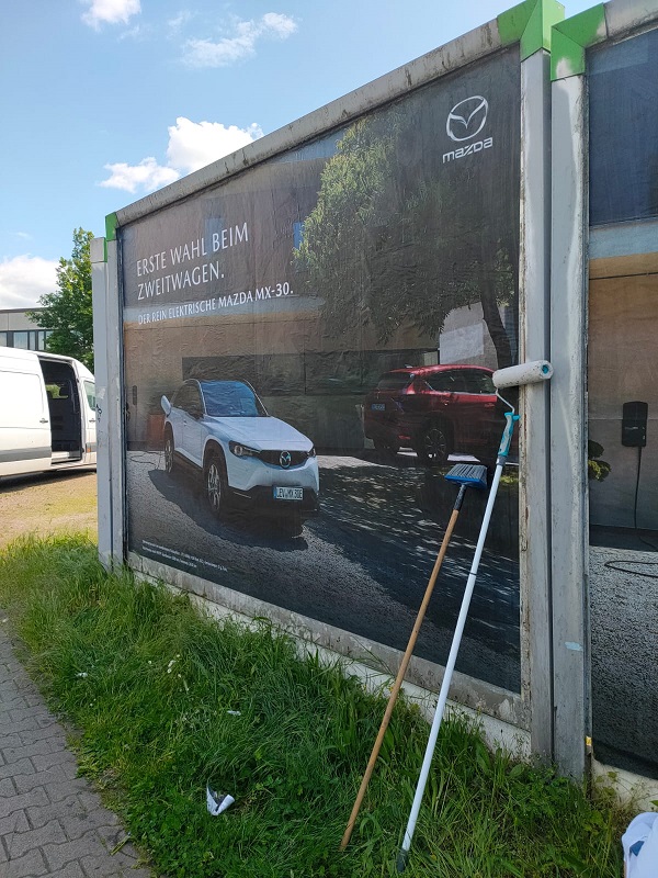 Großflächenplakat